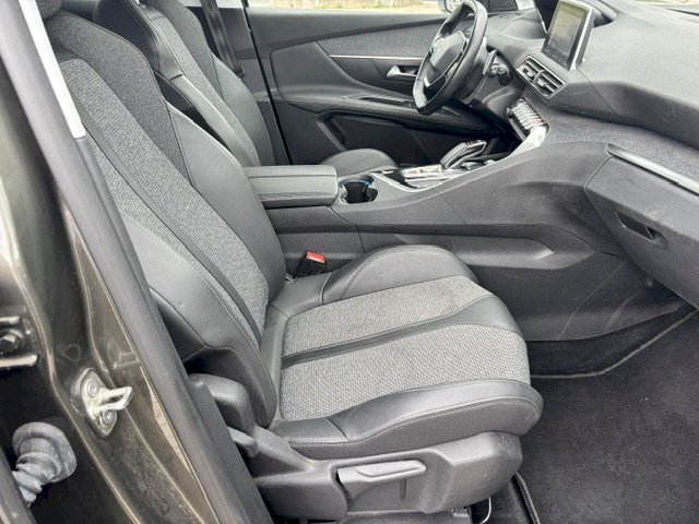 Peugeot Peugeot 3008 HYBRID 225ch Allure Business e-EAT8 10cv