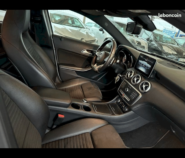 Mercedes-Benz Mercedes-Benz Classe A 200 d 136 cv DCT FASCINATION