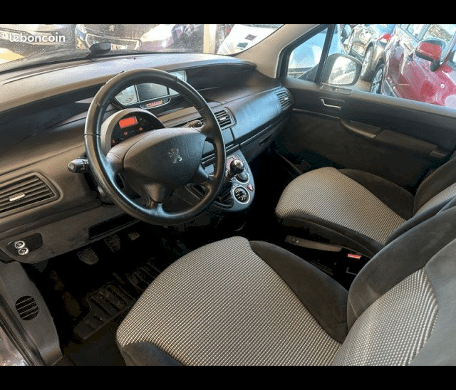 Peugeot Peugeot 807  2.0 HDi135 FAP Allure