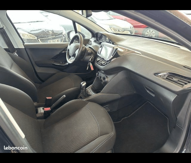 Peugeot Peugeot 208 1.2 PureTech 82ch E6.2 Evap Signature