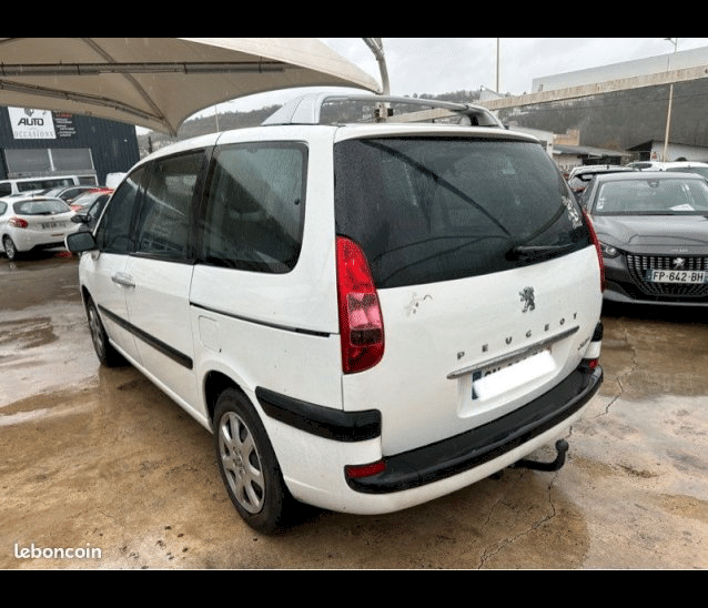 Peugeot Peugeot 807 2.2 i 16V 158 cv