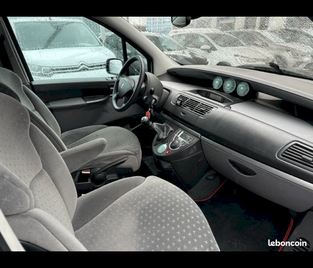 Peugeot Peugeot 807 2.2 i 16V 158 cv