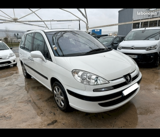 Peugeot Peugeot 807 2.2 i 16V 158 cv