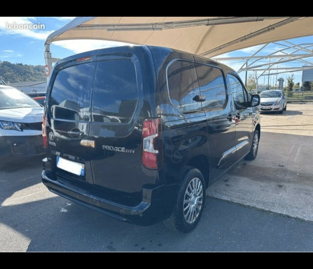 Toyota Toyota Proace City BUSINESS L1 1.5 D4D 130 cv BVA