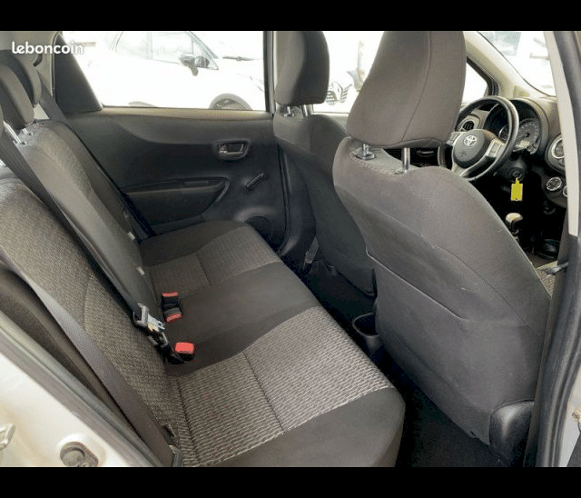 Toyota Toyota Yaris III 90 D-4D SkyBlue 5p