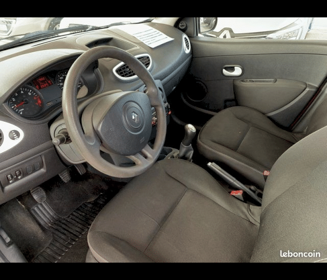Renault Renault Clio II 1.2 16v Campus Authentique 5p