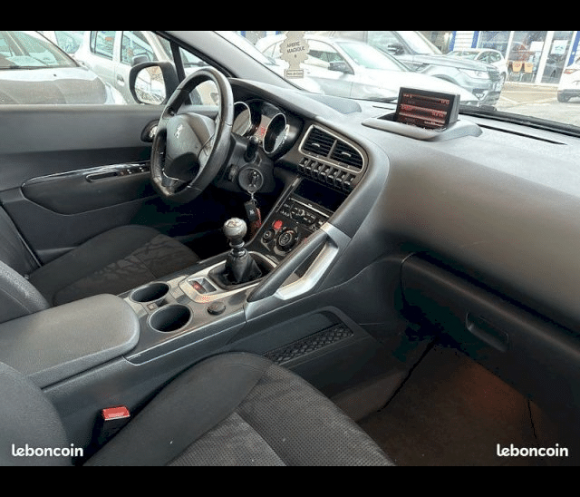 Peugeot Peugeot 3008  1.6 HDi110 FAP Confort Pack