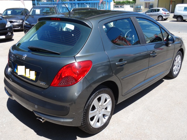 Peugeot Peugeot 207  1.6 HDi90 Sport Pack 5p