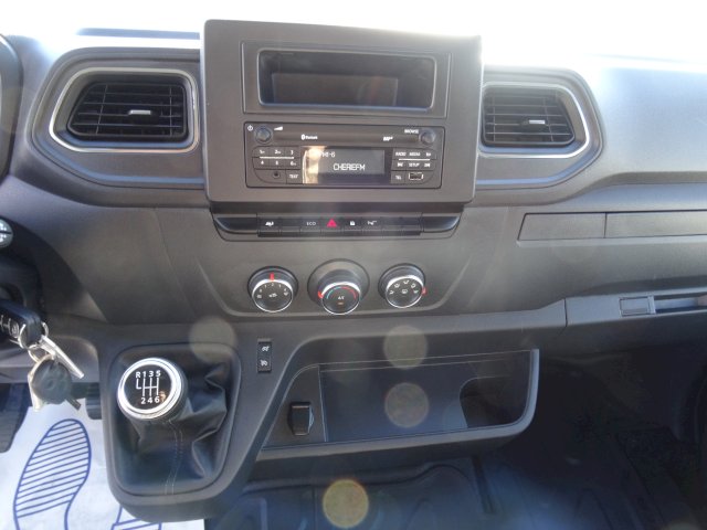 Renault Renault Master III 2.3 D136 équipement menuiserie