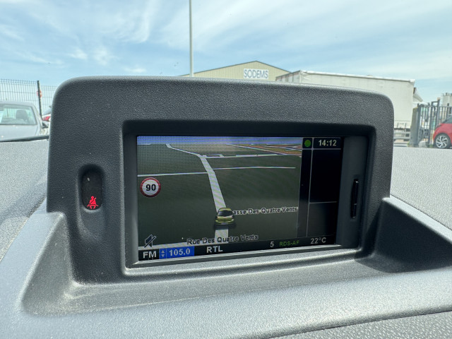 Renault CLIO 1.2i 16V 75 GPS TOM TOM CLIM 5P 