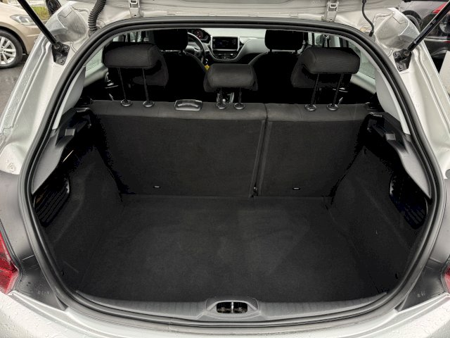Peugeot 208 1.6 BlueHDi 75 1er MAIN GPS BLUETOOTH CLIM LED