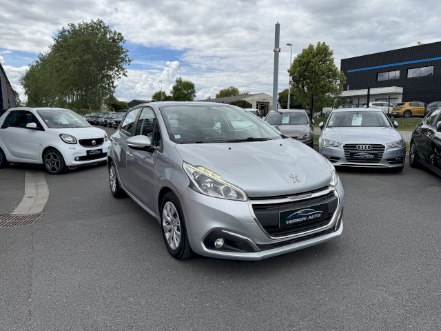 Peugeot 208 1.6 BlueHDi 75 1er MAIN GPS BLUETOOTH CLIM LED