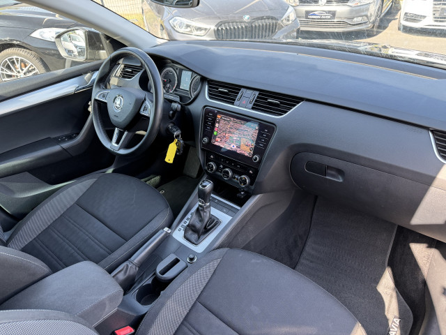 Skoda Octavia Combi 2.0 TDI 150 GPS CARPLAY LED TEL DSG7
