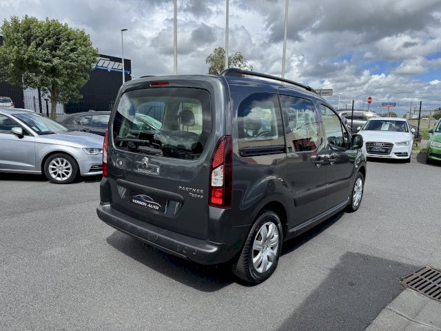 Peugeot Partner Tepee 1.6 BlueHDi 120 GPS TEL LED CAMERA