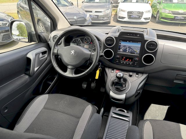 Peugeot Partner Tepee 1.6 BlueHDi 120 GPS TEL LED CAMERA