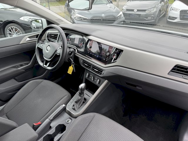 Volkswagen Polo 1.0 TSI 95 1er MAIN GPS LED CLIM RADAR BVA