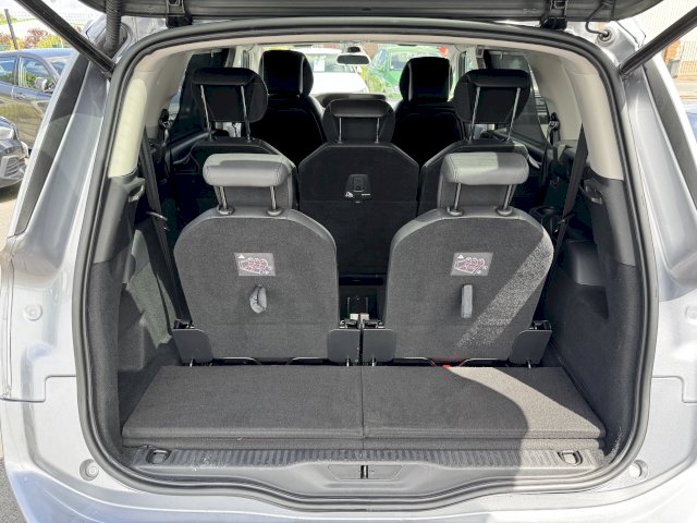 Citroën Grand C4 SpaceTourer BlueHDi 130 SHINE CUIR EAT8