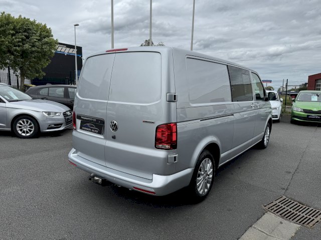 Volkswagen Transporteur T6 L2 2.0 TDI 204 TVA 5PL 4Motion BVA
