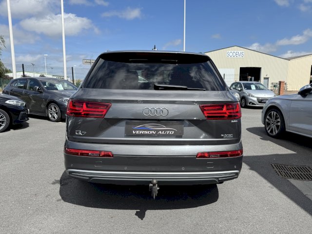 Audi Q7 e-tron 3.0 V6 TDI 373 AVUS CROCHET CAM 360 BVA