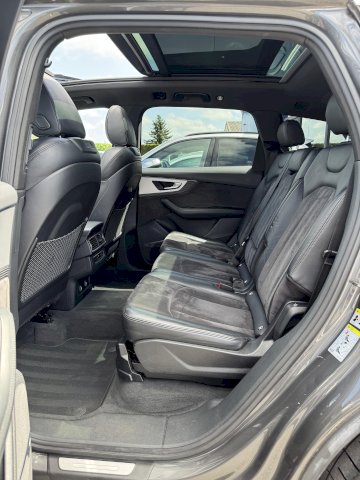 Audi Q7 e-tron 3.0 V6 TDI 373 AVUS CROCHET CAM 360 BVA