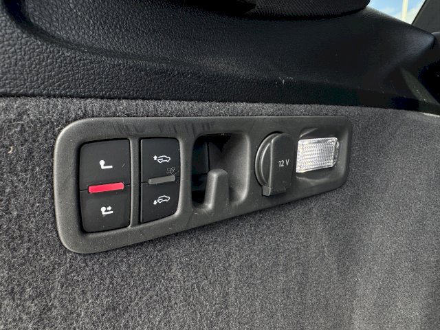 Audi Q7 e-tron 3.0 V6 TDI 373 AVUS CROCHET CAM 360 BVA