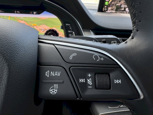 Audi Q7 e-tron 3.0 V6 TDI 373 AVUS CROCHET CAM 360 BVA