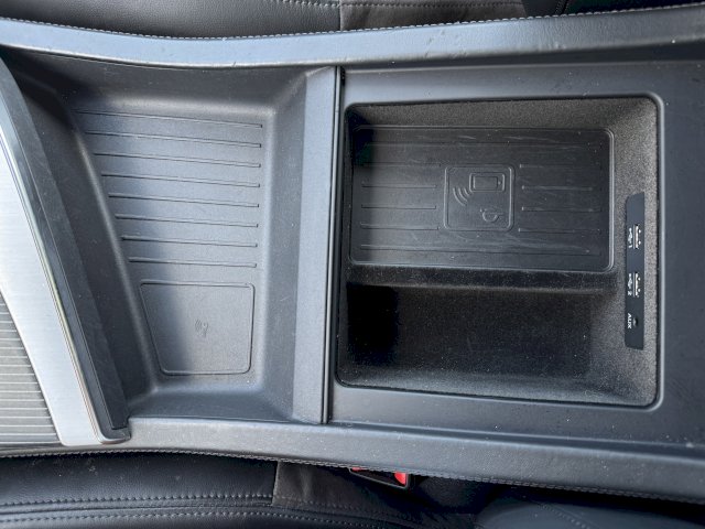 Audi Q7 e-tron 3.0 V6 TDI 373 AVUS CROCHET CAM 360 BVA