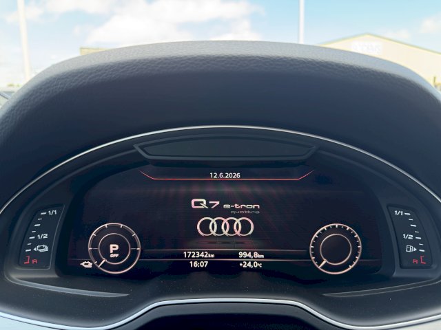 Audi Q7 e-tron 3.0 V6 TDI 373 AVUS CROCHET CAM 360 BVA