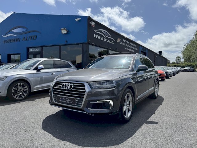 Audi Q7 e-tron 3.0 V6 TDI 373 AVUS CROCHET CAM 360 BVA