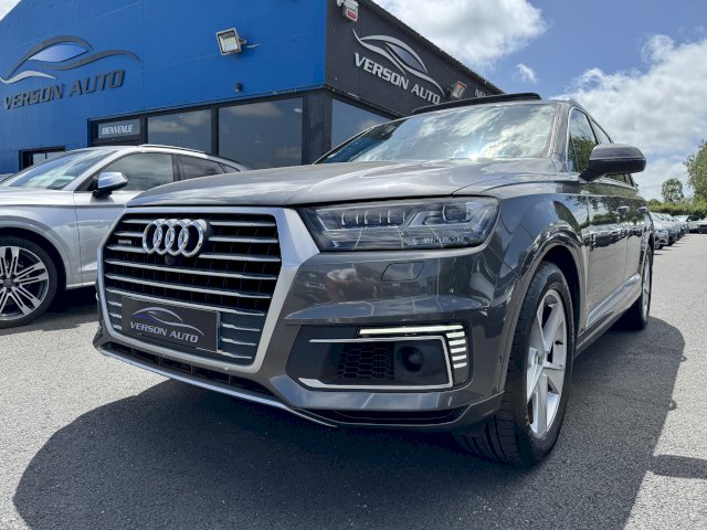 Audi Q7 e-tron 3.0 V6 TDI 373 AVUS CROCHET CAM 360 BVA
