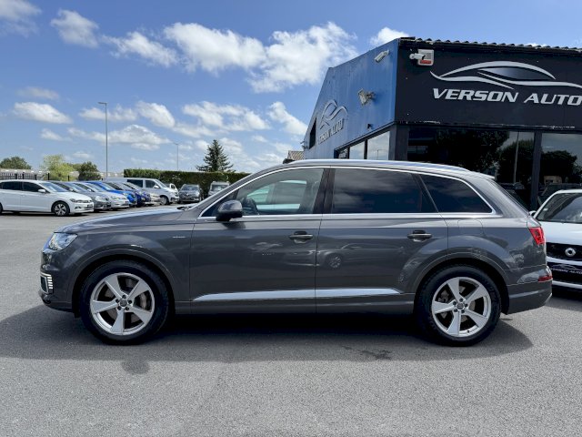 Audi Q7 e-tron 3.0 V6 TDI 373 AVUS CROCHET CAM 360 BVA
