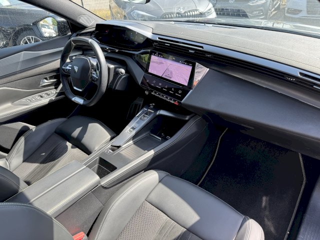 Peugeot 408 PHEV 225 GT 1er MAIN e-EAT8