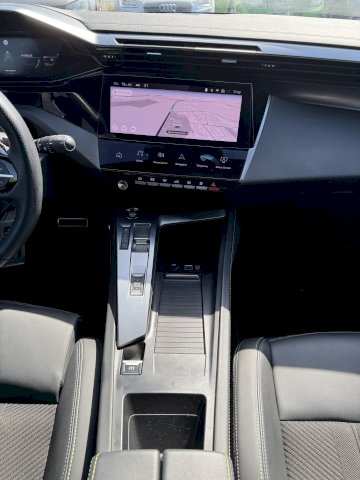 Peugeot 408 PHEV 225 GT 1er MAIN e-EAT8