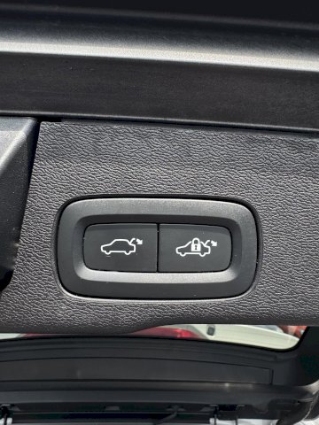Volvo XC60 T6 AWD 253 + 145 GPS CAM 360 PANO CUIR BVA