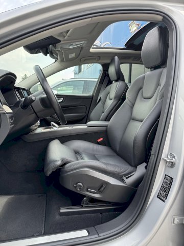 Volvo XC60 T6 AWD 253 + 145 GPS CAM 360 PANO CUIR BVA