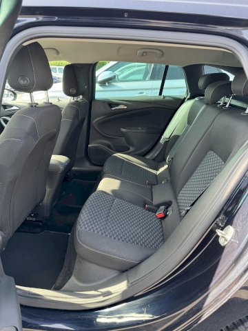 Opel Astra Sports Tourer 1.6 CDTI 110 1er MAIN CARPLAY