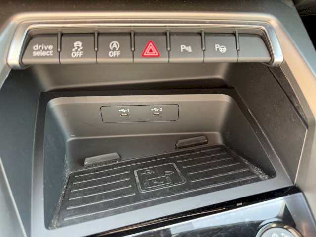Audi A3 Sportback 30 TFSi mHEV S LINE + SIEGES RS BVA