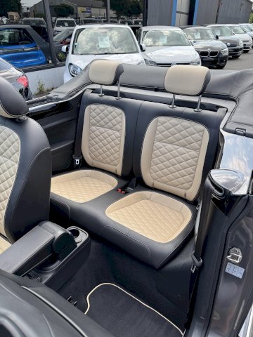 Volkswagen Coccinelle Beetle Cabriolet TSI 150 COUTURE DSG7