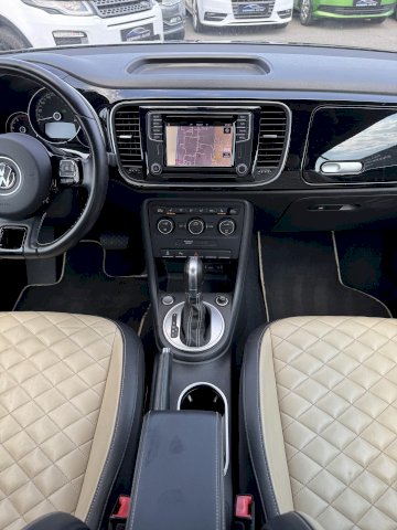 Volkswagen Coccinelle Beetle Cabriolet TSI 150 COUTURE DSG7