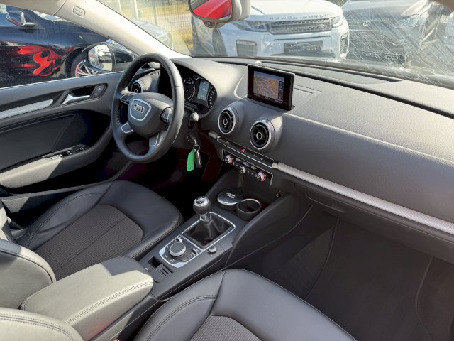 Audi A3 Berline 1.8 TFSI 180 1er MAIN GPS XENON LED TEL