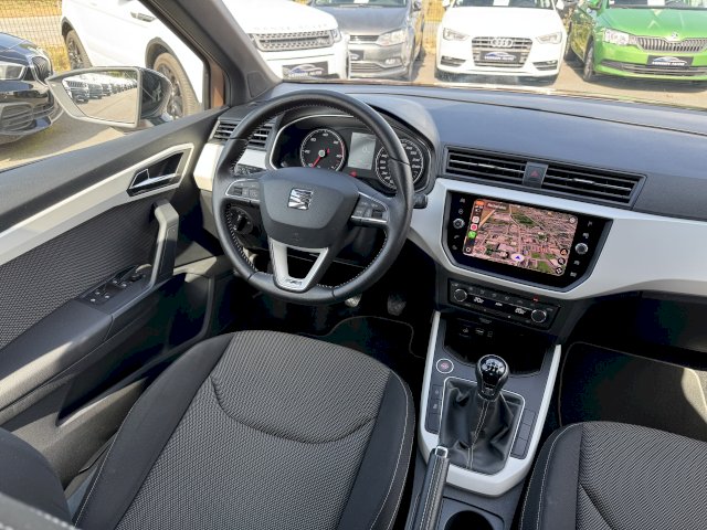 Seat Arona 1.6 TDi 115 Xcellence KEYLESS CARPLAY GPS