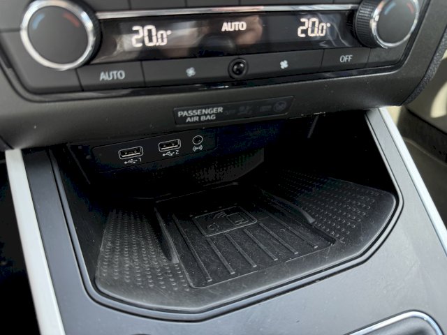 Seat Arona 1.6 TDi 115 Xcellence KEYLESS CARPLAY GPS