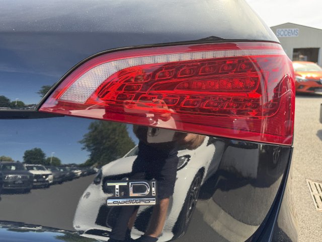 Audi Q5 3.0 V6 TDI 240 4x4 AVUS GPS TOIT PANO CAM BVA