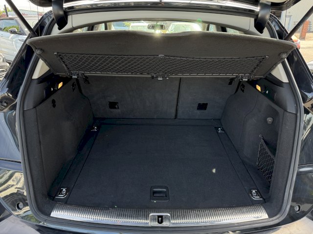 Audi Q5 3.0 V6 TDI 240 4x4 AVUS GPS TOIT PANO CAM BVA