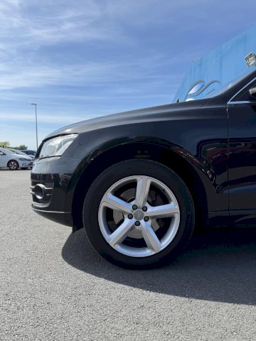 Audi Q5 3.0 V6 TDI 240 4x4 AVUS GPS TOIT PANO CAM BVA
