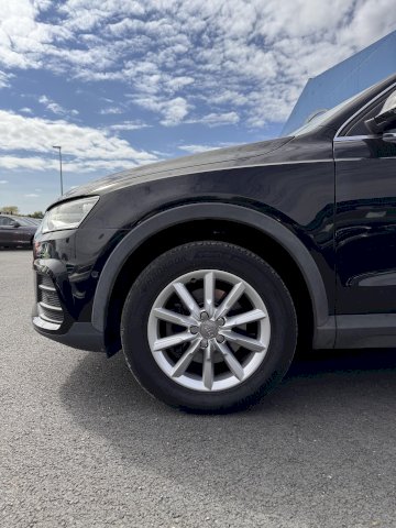 Audi Q3 2.0 TDI 150 4x4 GPS TOIT PANO CROCHET XENON LED