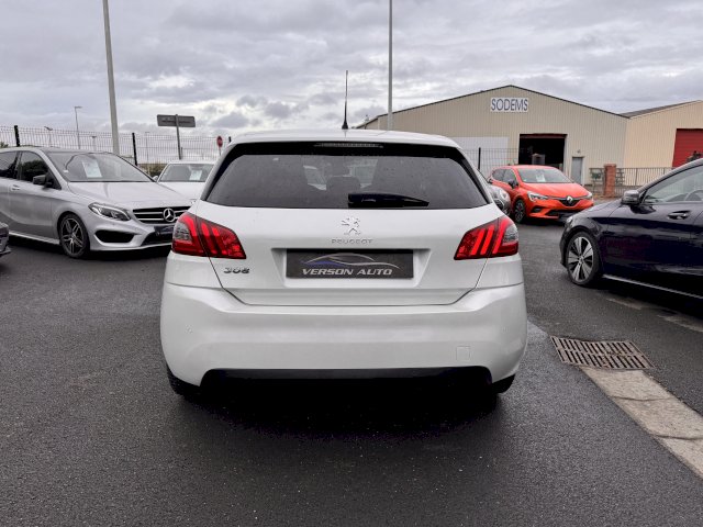 Peugeot 308 1.5 BlueHDi 130 ALLURE GPS CARPLAY CAMERA LED