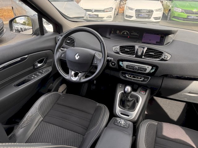 Renault Scénic 1.6 dCi 130 BOSE GPS CAMERA ATTELAGE LED