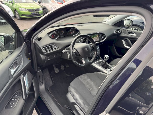 Peugeot 308 SW 1.5 BlueHDi 130 ALLURE GPS CARPLAY CAMERA