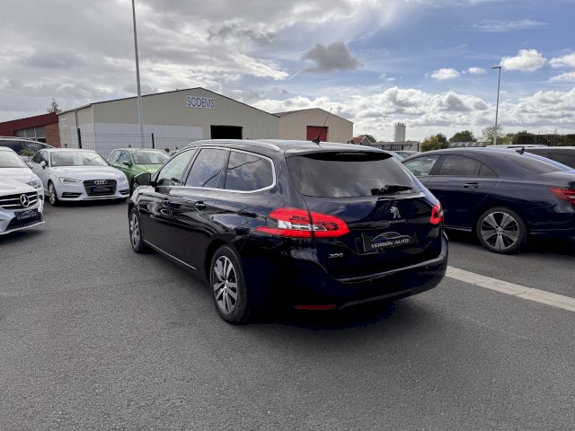 Peugeot 308 SW 1.5 BlueHDi 130 ALLURE GPS CARPLAY CAMERA